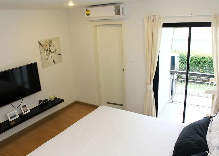 Utd Aries & Hotel Bangkok